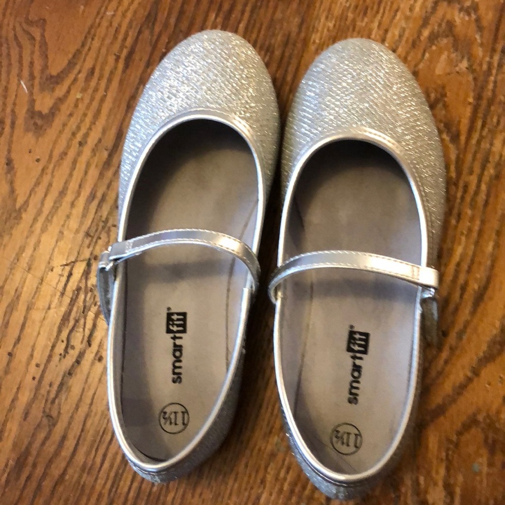 Smartfit Girls Silver sparkle  dress shoes